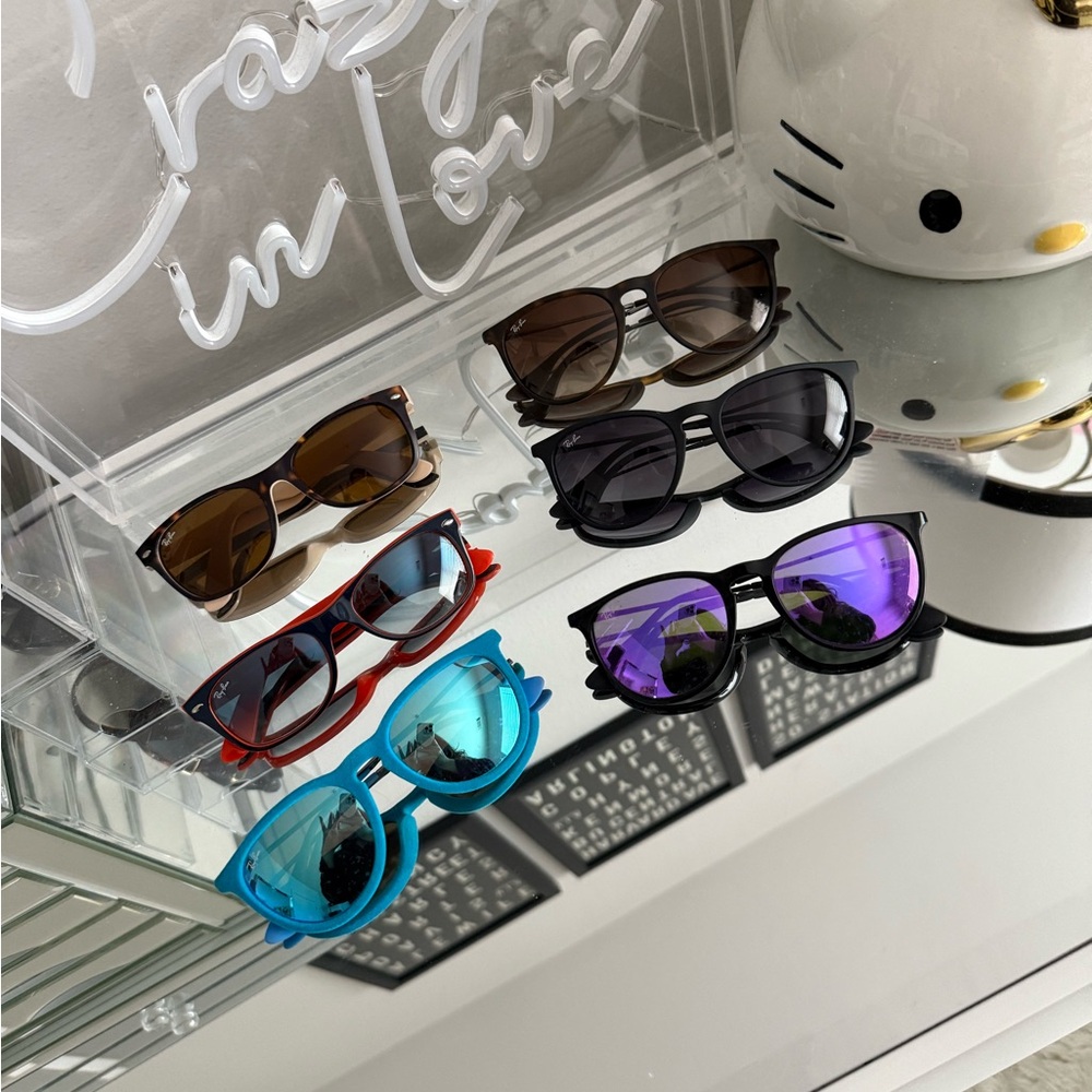 6 Pairs of Ray-Ban Sunglasses!